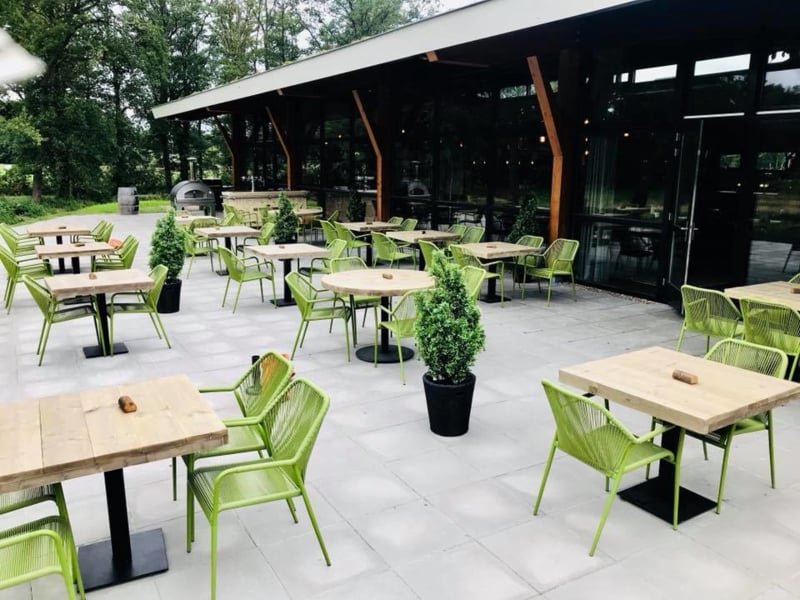 Buitenterras, Bistro Weleveld, Zenderen