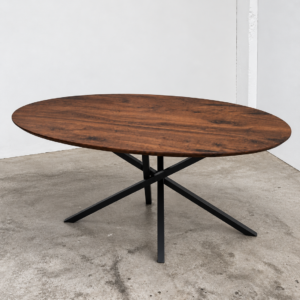 Ovale eettafel massief notenhout op twistpoot