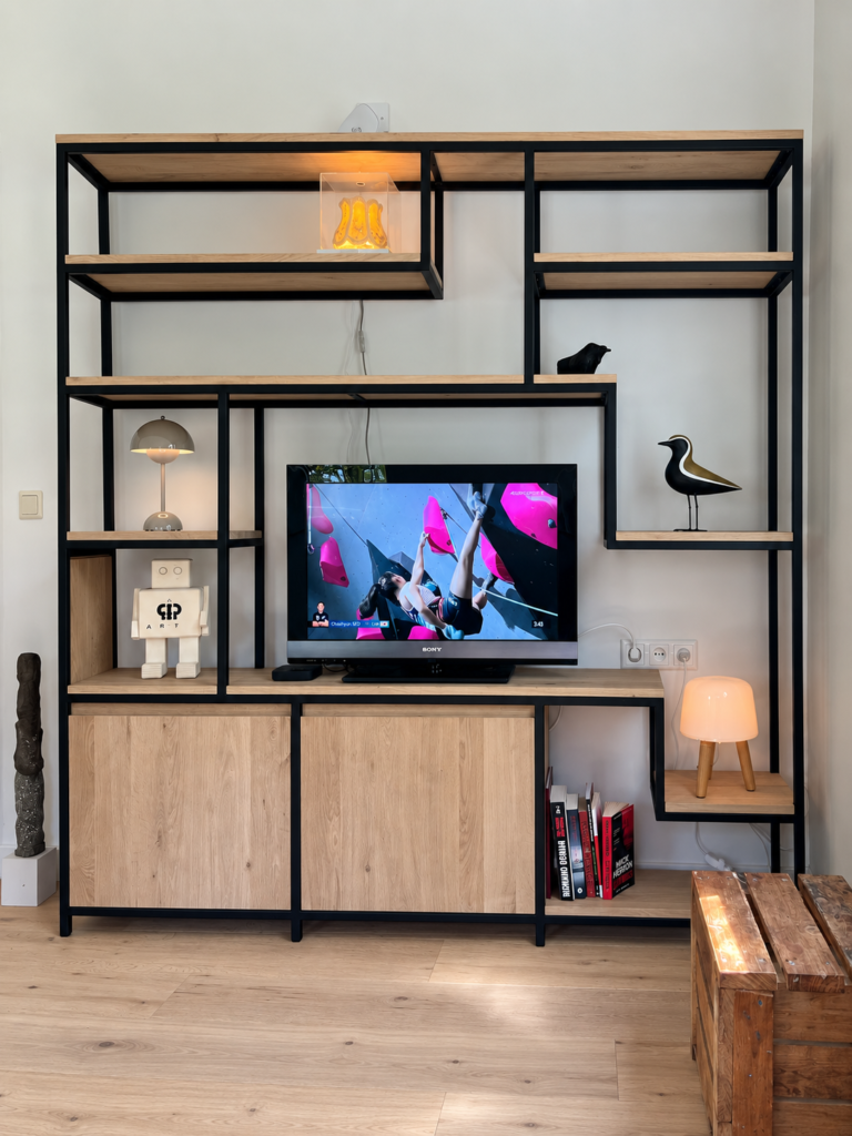 Massief eiken tv wandkast thorgeir